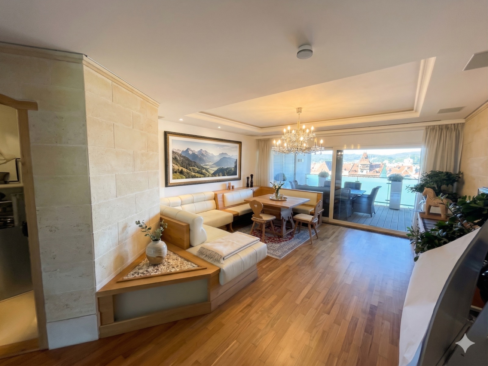 Penthouse der Extraklasse in Graz: 360° Schlossbergblick, private Wellness-Oase und absolute Diskretion