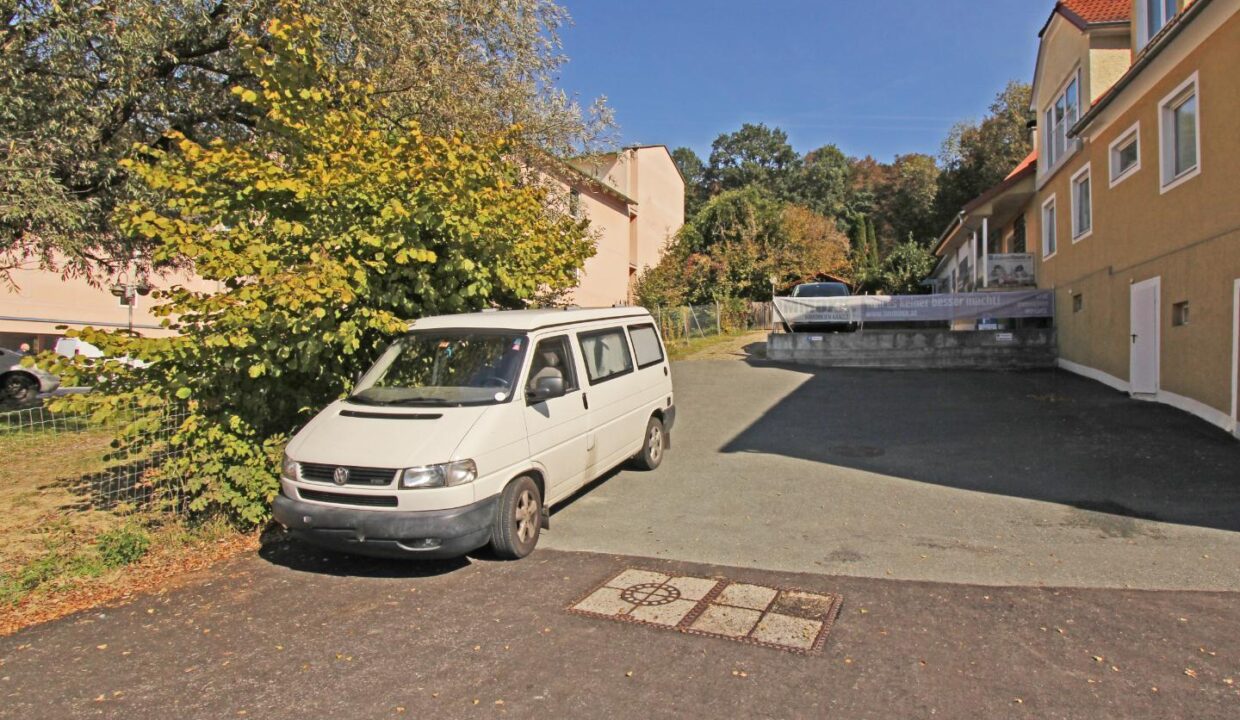Parkplatz 3-5
