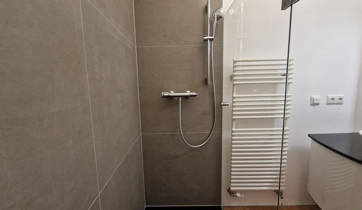 Dusche